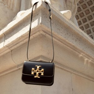 Tory Burch 美包热卖 Kira链条包$222 水桶包$282