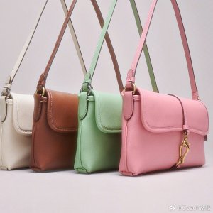 Coach 折扣区再降价！法棍包$210