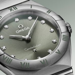 独家：OMEGA 腕表热卖 封面橄榄绿星座钻石石英表$2835