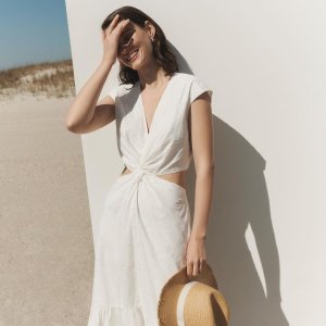 折扣升级：Club Monaco 春夏美衣低至5折+额外7.5折