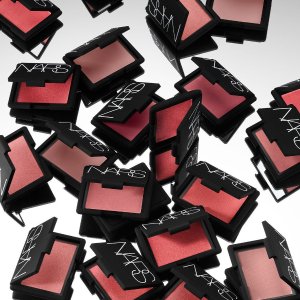 Nars 情人节套装上新 送礼不出错