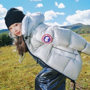 Canada Goose 加鹅羽绒服反季囤 低至4折