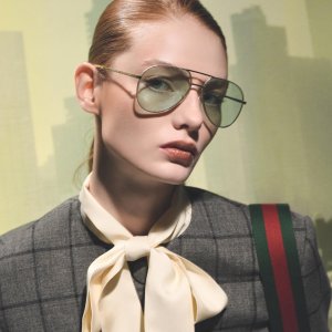 Gucci 墨镜清仓 Logo墨镜$125