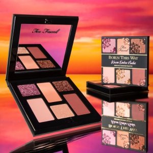 Too Faced 亲友节大促 新品烟熏6色眼影盘参加！