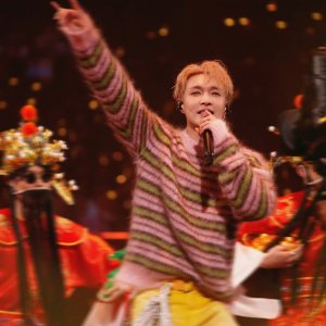 Marni专场 张艺兴同款毛衣￥4455，Trunk中号单肩包￥6600