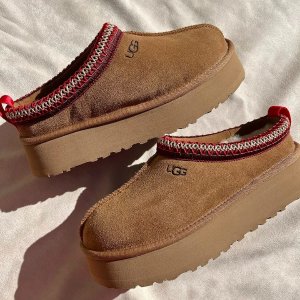 时髦浓度100%｜UGG 低至5折+额外9折